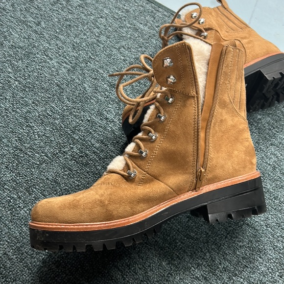 Nine West winter boots. - Picture 3 of 4